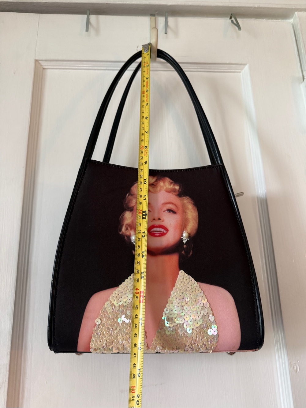 Marilyn Monroe Black Portrait-Print Shoulder Bag - Picture 7 of 13